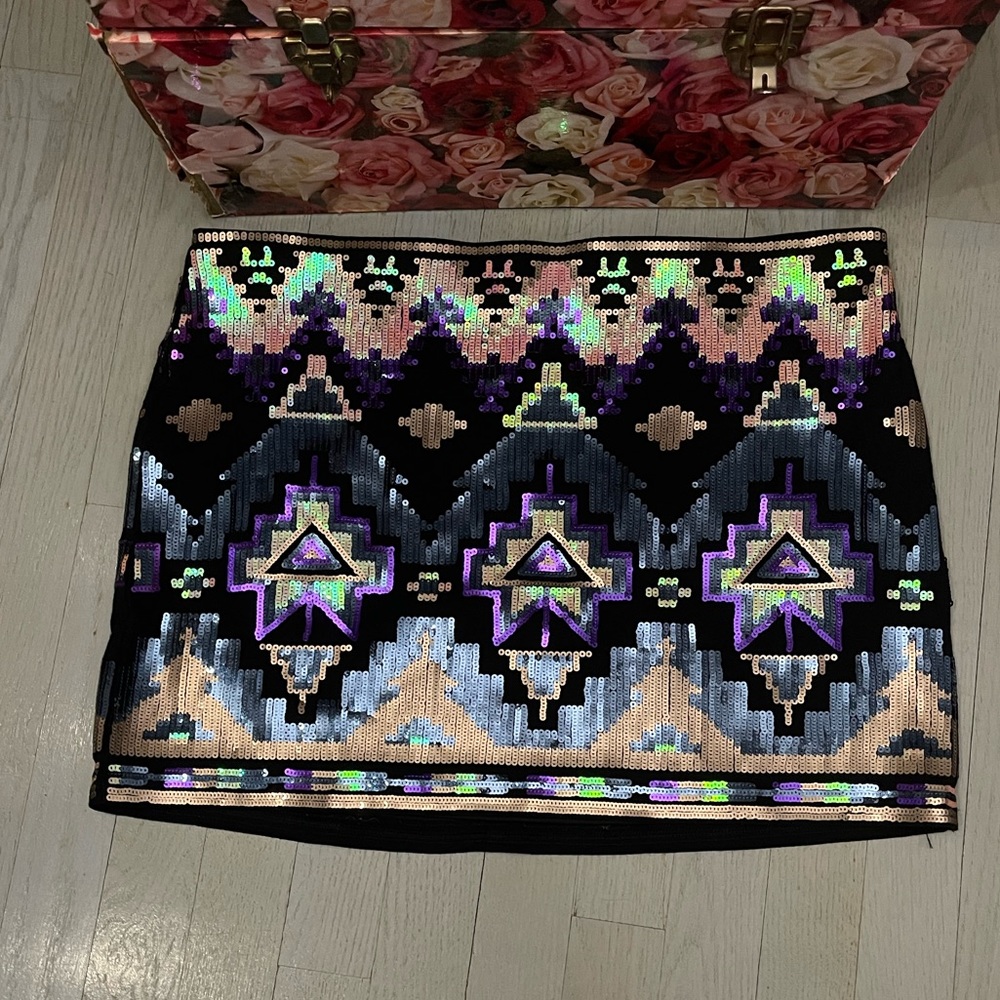 💜NWOT EXPRESS BLING SKIRT💜